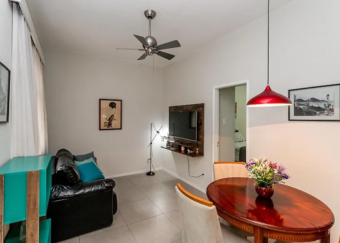 Residencial Copacabana - Silencioso E Acolhedor